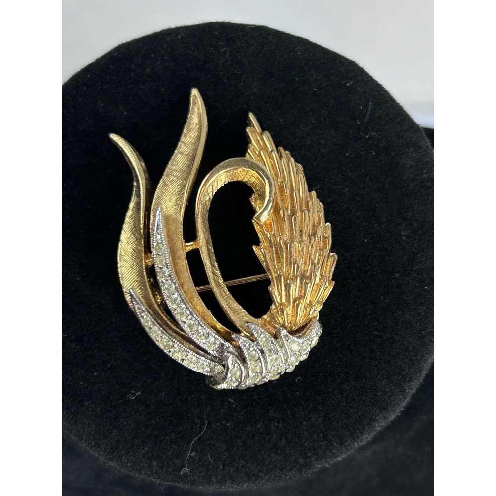 Stunning Vintage Gold & Silver Plated Stylized Wing Rhinestone Brooch Pin